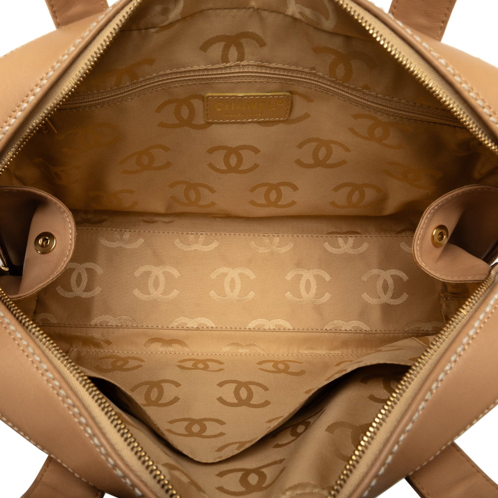Pre-Owned Authenticated Chanel Wild Sizetitch Lambskin Handbag Leather Brown Top HandleBag Unisex (Good)