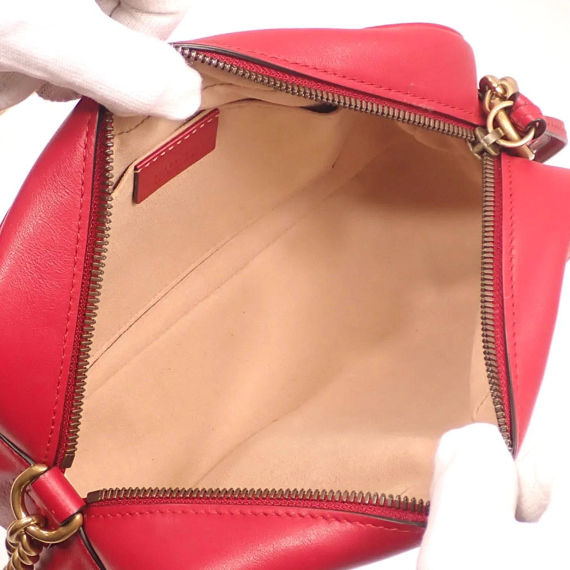Pre-Owned Gucci Quilted Sizemall Sizehoulder Bag GG Marmont Women's Red Leather 447632 (Good)