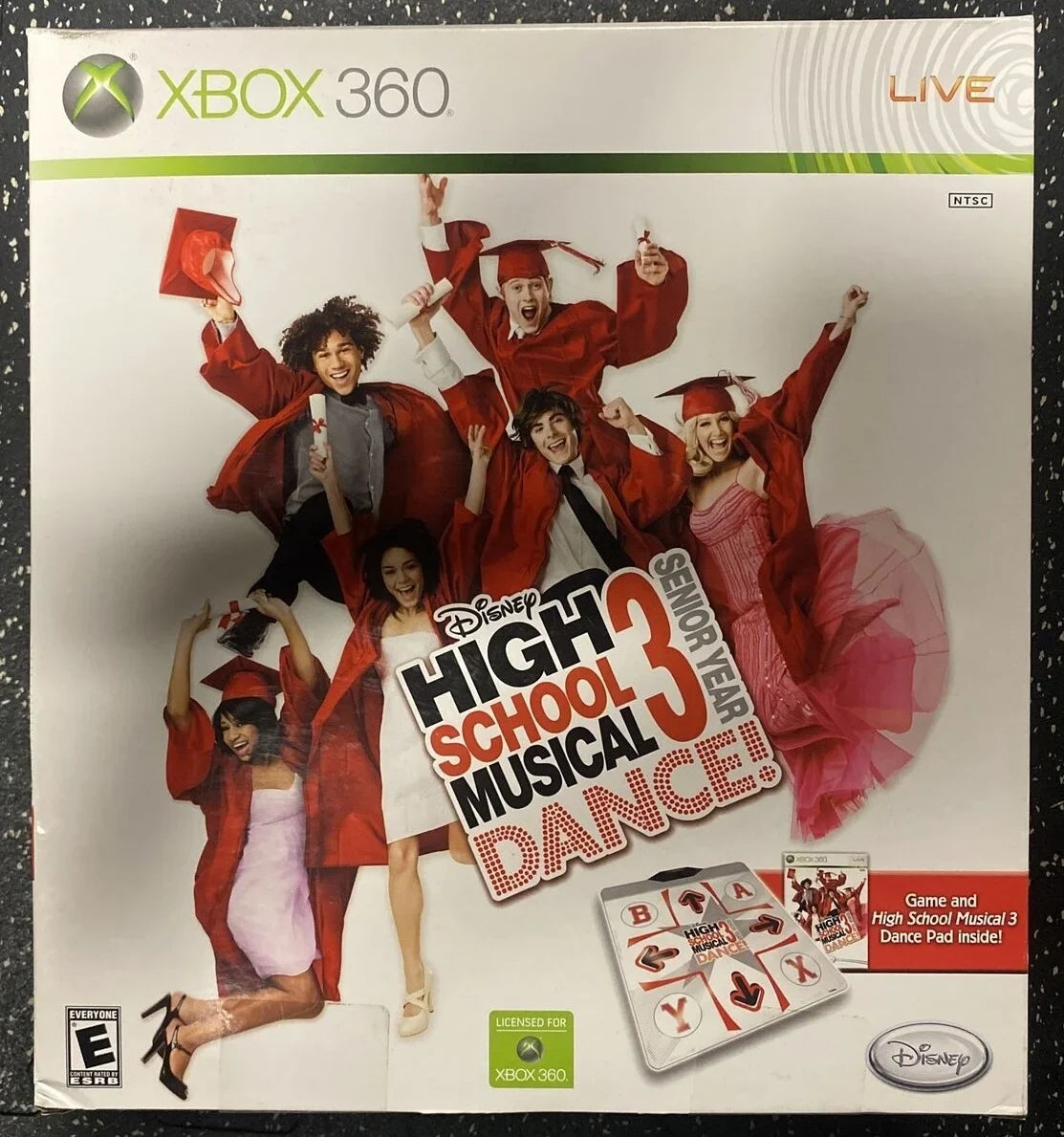 Pre-Owned High Sizechool Musical 3: Sizeenior Year Dance! Bundle (Xbox 360) (Good)