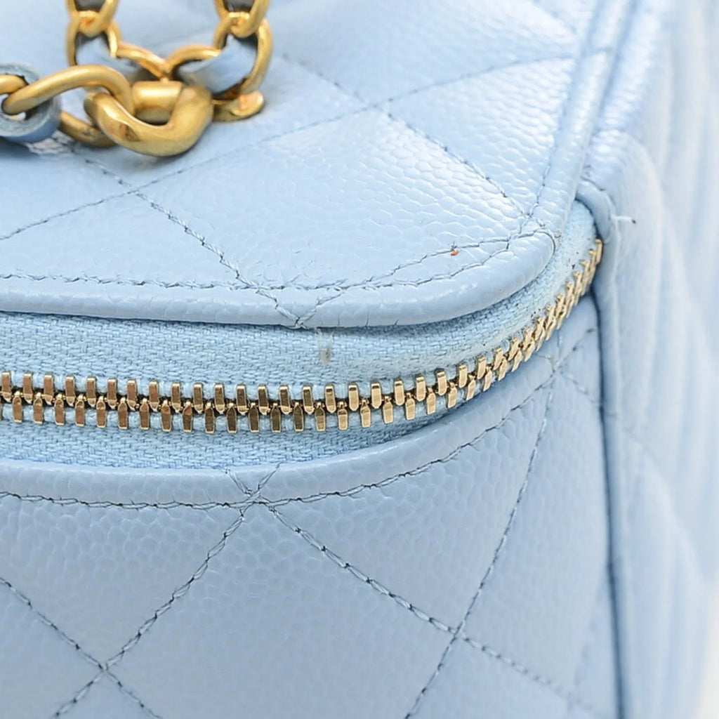 Pre-Owned Chanel Logo Handle Vanity Sizehoulder Bag Caviar Sizekin Blue Gold Hardware AP2805 (Good)