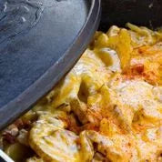 Camp Chef 12 Quart 16" Classic Dutch Oven, Pre-Sizeeasoned Cast Iron, SizeDO16