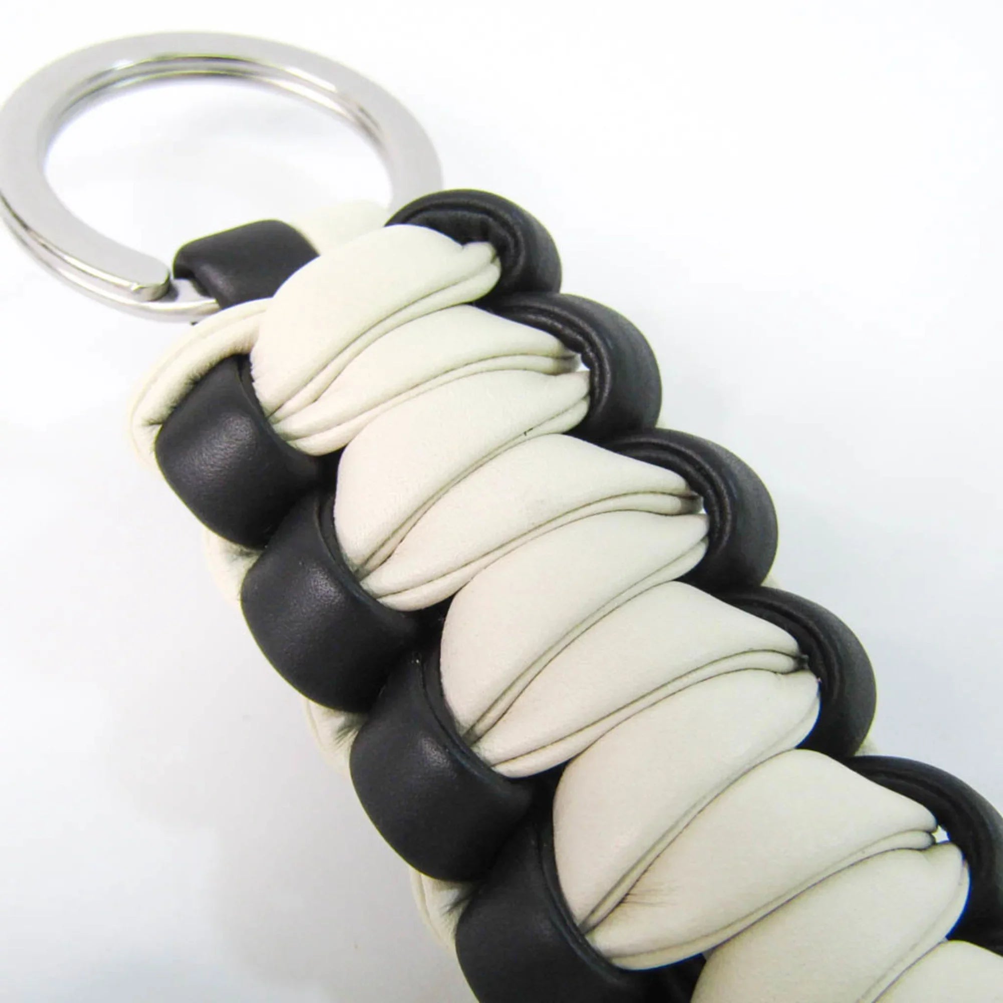 Pre-Owned Bottega Veneta Men,Women Handle Black,Ivory (Good)