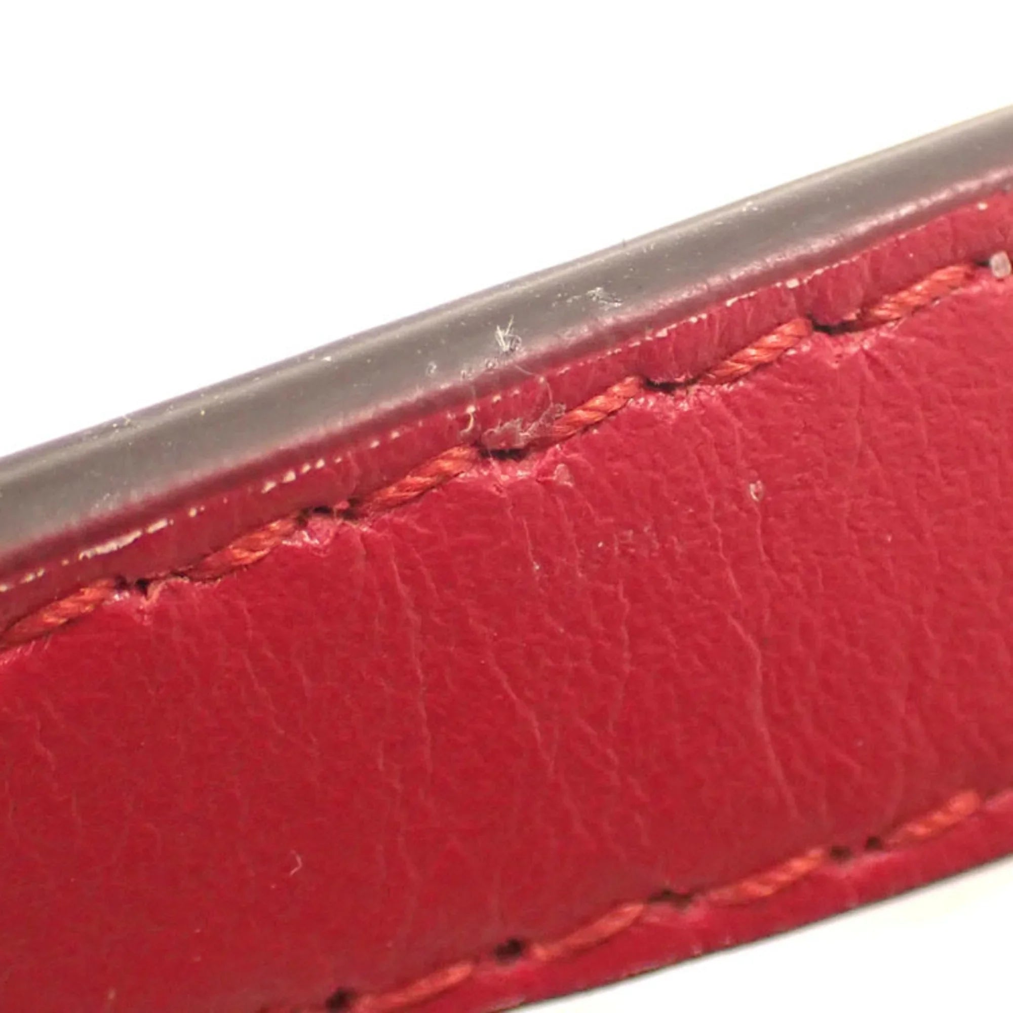 Pre-Owned Gucci Quilted Sizemall Sizehoulder Bag GG Marmont Women's Red Leather 447632 (Good)