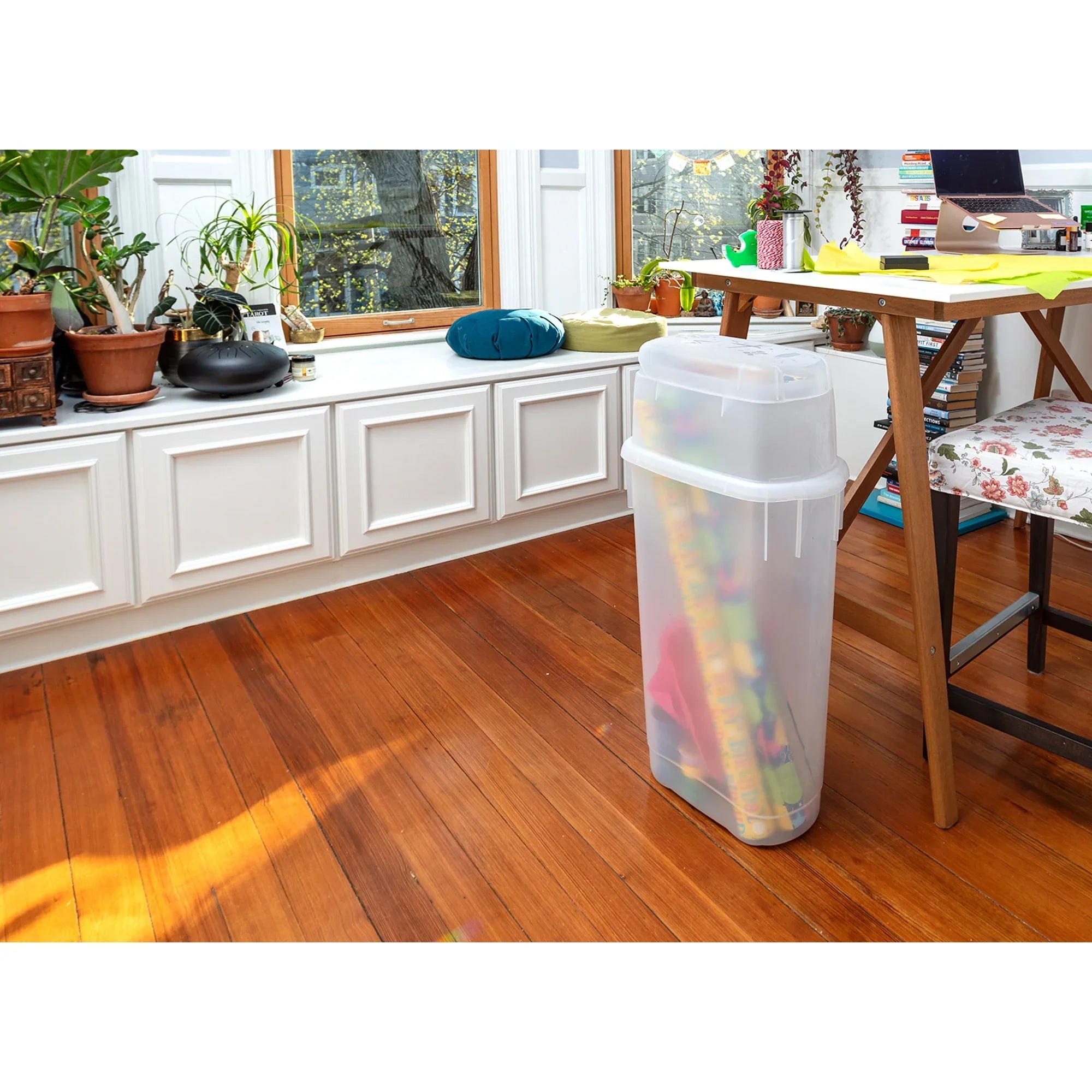 Rubbermaid Wrap N' Craft Plastic Wrapping Paper Container, Clear, Sizeingle