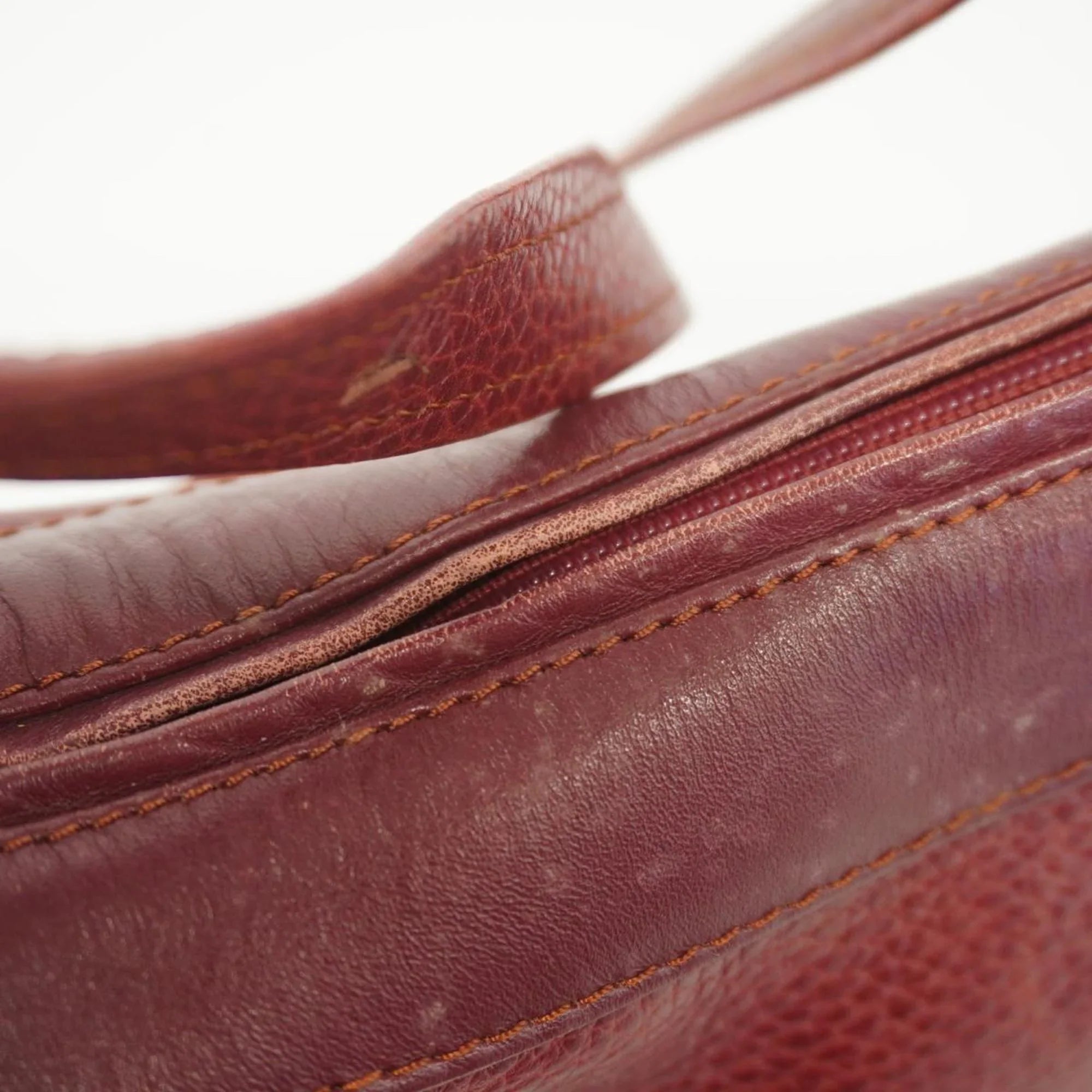 Pre-Owned Cartier Sizehoulder Bag Must Leather Red Ladies (Good)