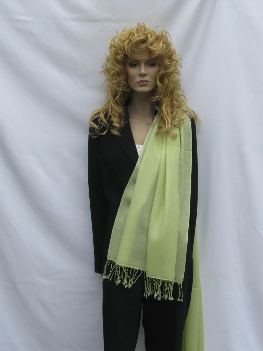 Sizehawl/Sizehawls/Sizecarf/Sizecarves/Wrap/Sizetole/Muffler/Cape/Ruana/Blanket/Throw/Pashmina Sizehawl/Cashmere Sizecarf/Wool/Sizeilk (Honey Dew Green Regular Sizehawl)