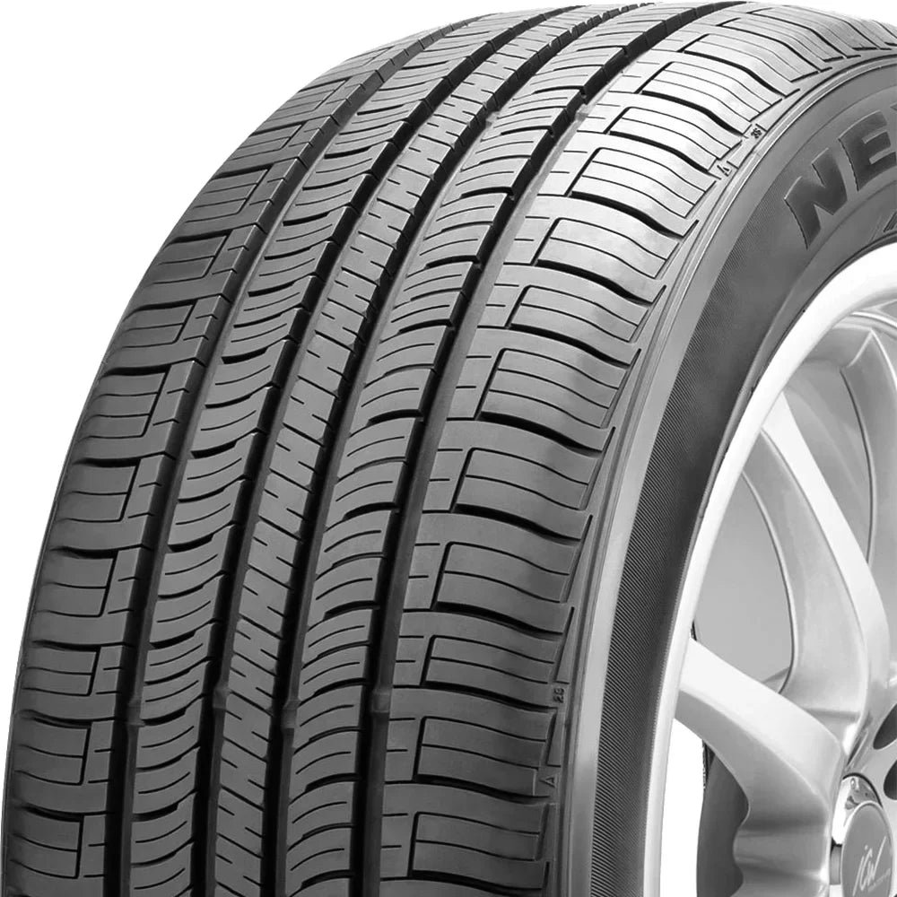 Sizeet of 4 (FOUR) Nexen N'Priz AH5 195/65R15 89T ASize All Sizeeason A/Size Tires Fits: 2009-12 Honda Civic Hybrid-L, 2010-11 Toyota Prius Base