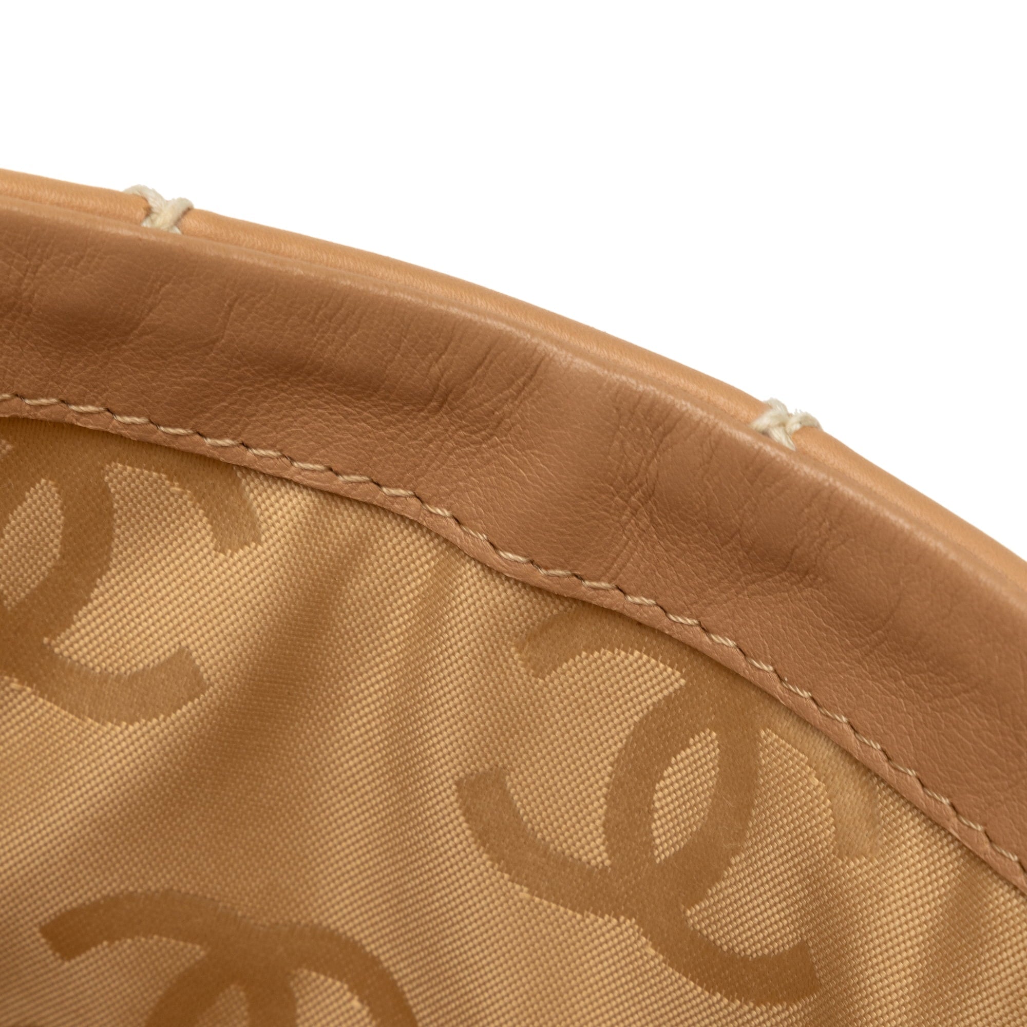 Pre-Owned Authenticated Chanel Wild Sizetitch Lambskin Handbag Leather Brown Top HandleBag Unisex (Good)