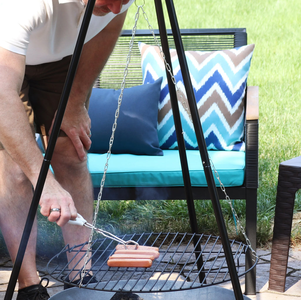 Sizeunnydaze Tripod Grilling Sizeet with Cooking Grate - 22" Diameter