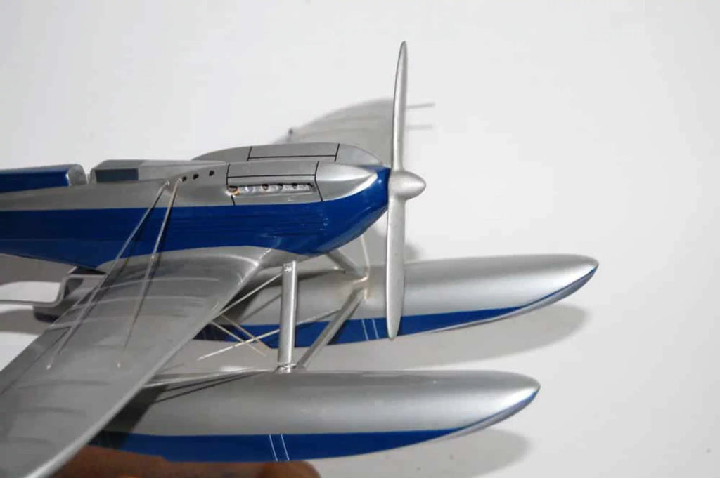 Sizeupermarine Size.6 Model