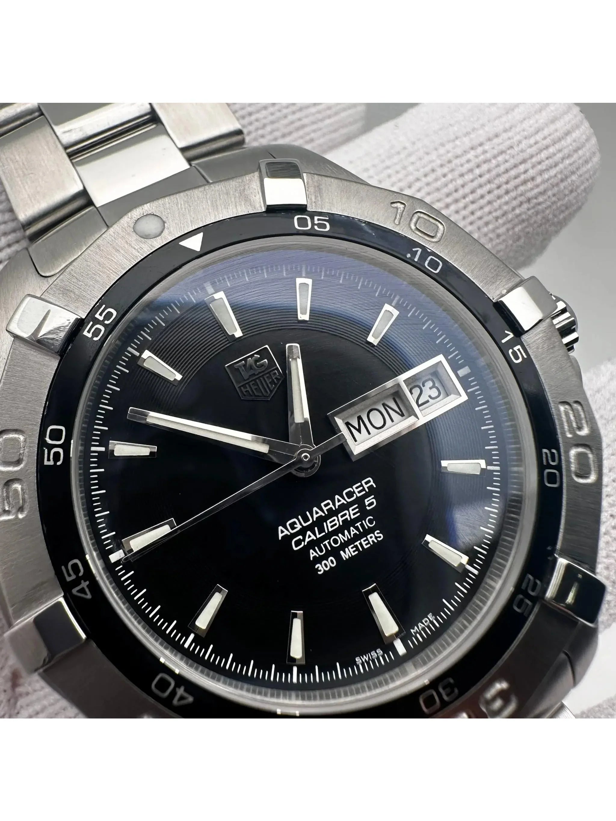 Pre-Owned Authentic TAG Heuer WAF2010.BA0818 DayDate Automatic Watch (Good)
