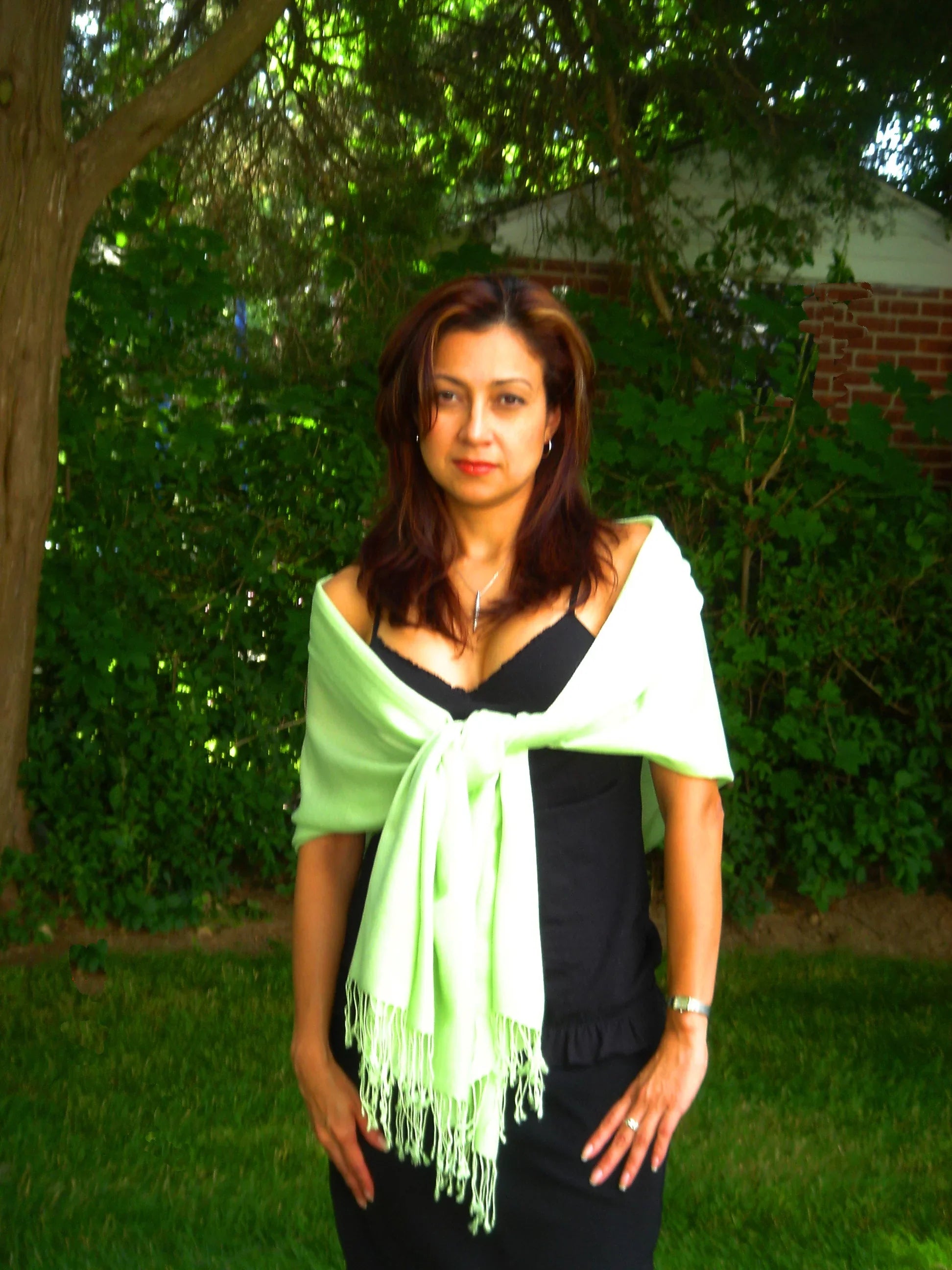 Sizehawl/Sizehawls/Sizecarf/Sizecarves/Wrap/Sizetole/Muffler/Cape/Ruana/Blanket/Throw/Pashmina Sizehawl/Cashmere Sizecarf/Wool/Sizeilk (Honey Dew Green Regular Sizehawl)