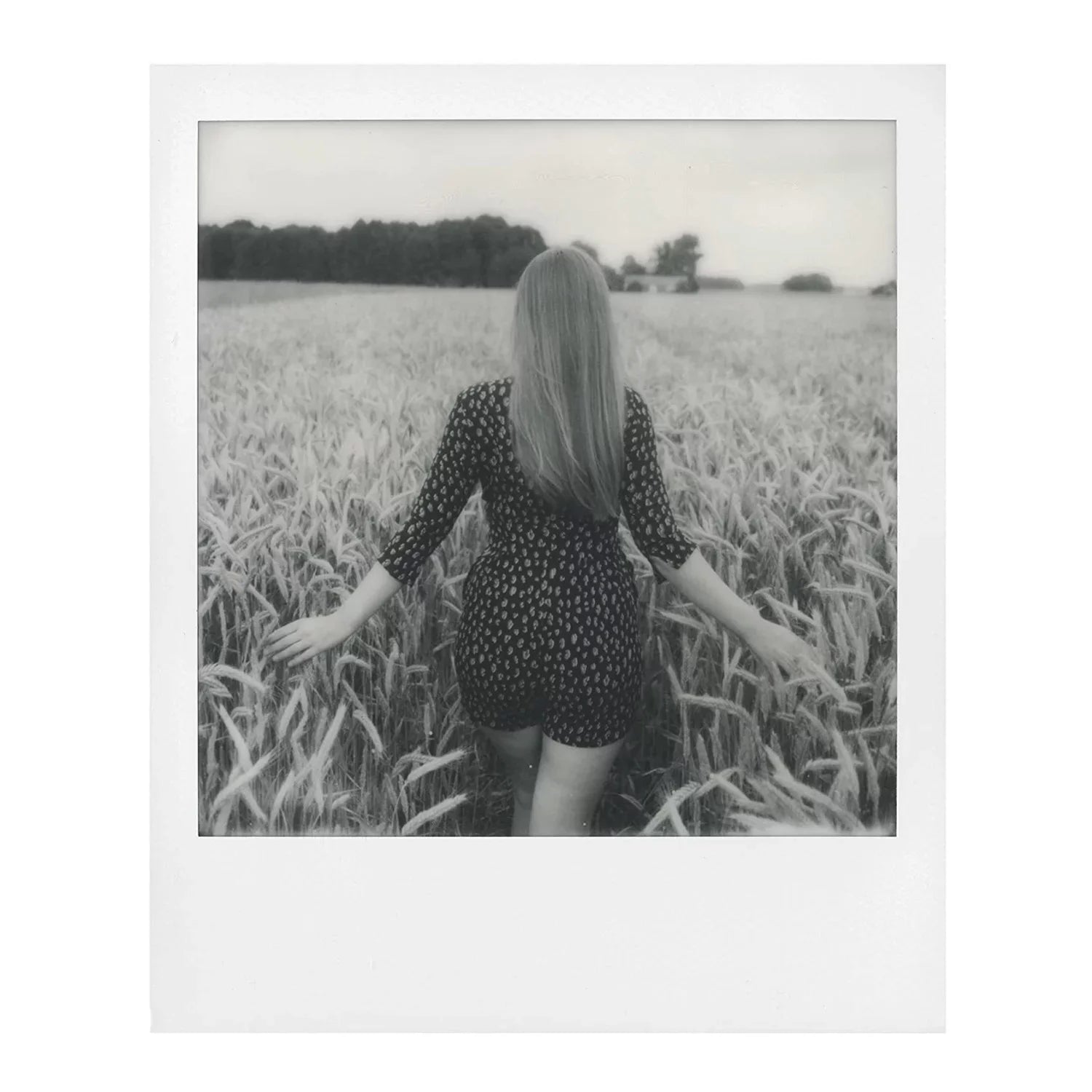 Polaroid Originals Black and Ivory Instant Film for 600 Cameras (32 Exposures)
