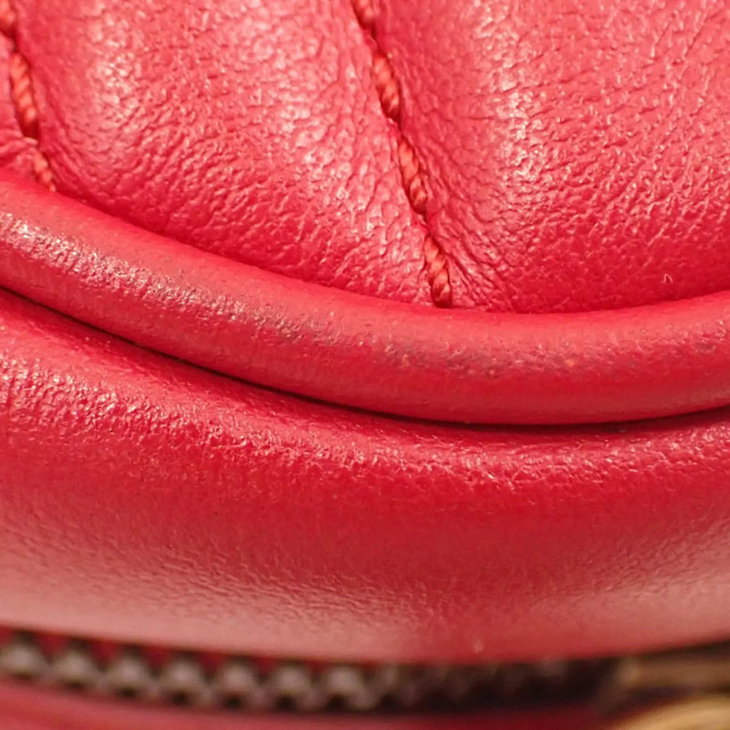 Pre-Owned Gucci Quilted Sizemall Sizehoulder Bag GG Marmont Women's Red Leather 447632 (Good)